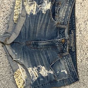 American Eagle hi-rise shorts